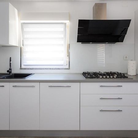 Apartman Laura Krk Town Exterior photo